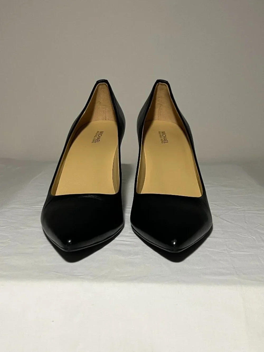 Michael Kors Women’s 11M Black Mid Leather Pump Classic Stiletto-Style Preppy He